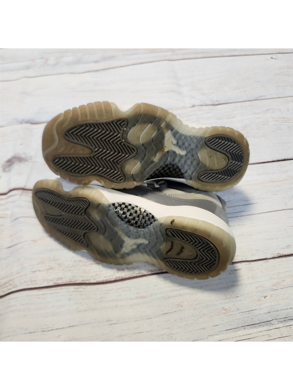 Air Jordan 11 Retro Cool Grey Men’s Sneakers Boys Size Big Boy 4.5Y - Picture 14 of 14